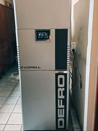Instalace peletového kotle EVOPELL 12kW s nástavcem násypky pelet - ideální řešení pro úsporné a pohodlné vytápění 🔥 Tichý...